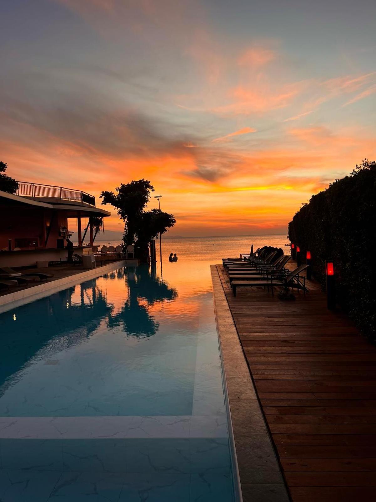 सहारा Sunset Beach Club & Spa Haad Rin