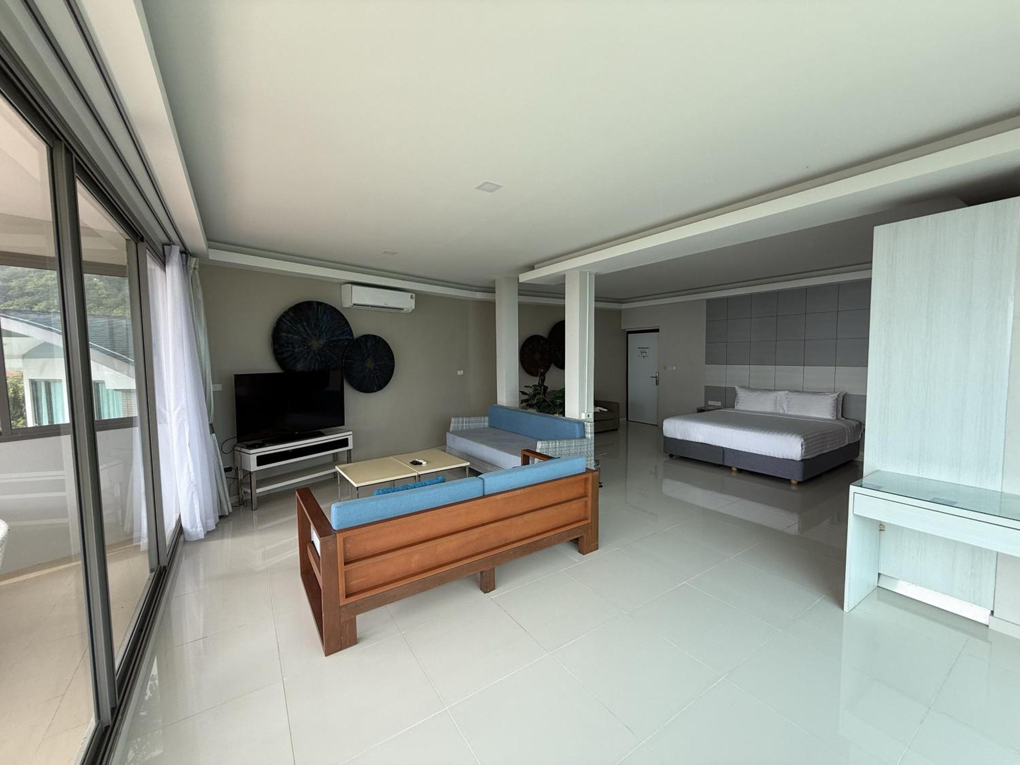 Sunset Club Haad Rin