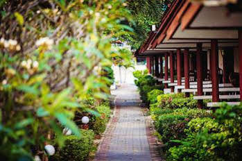 Sunset Club Resort