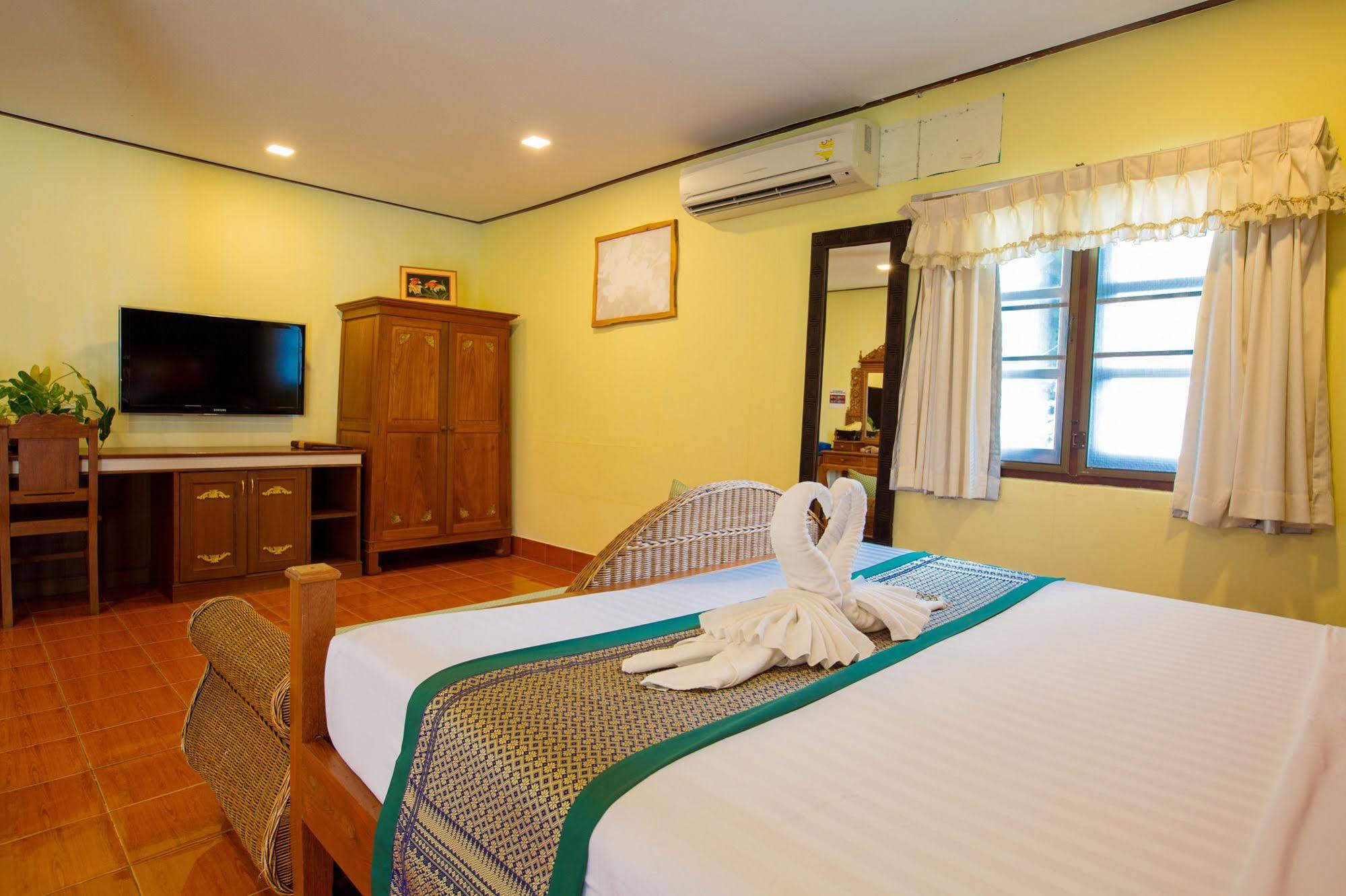 Sunset Club Resort Haad Rin