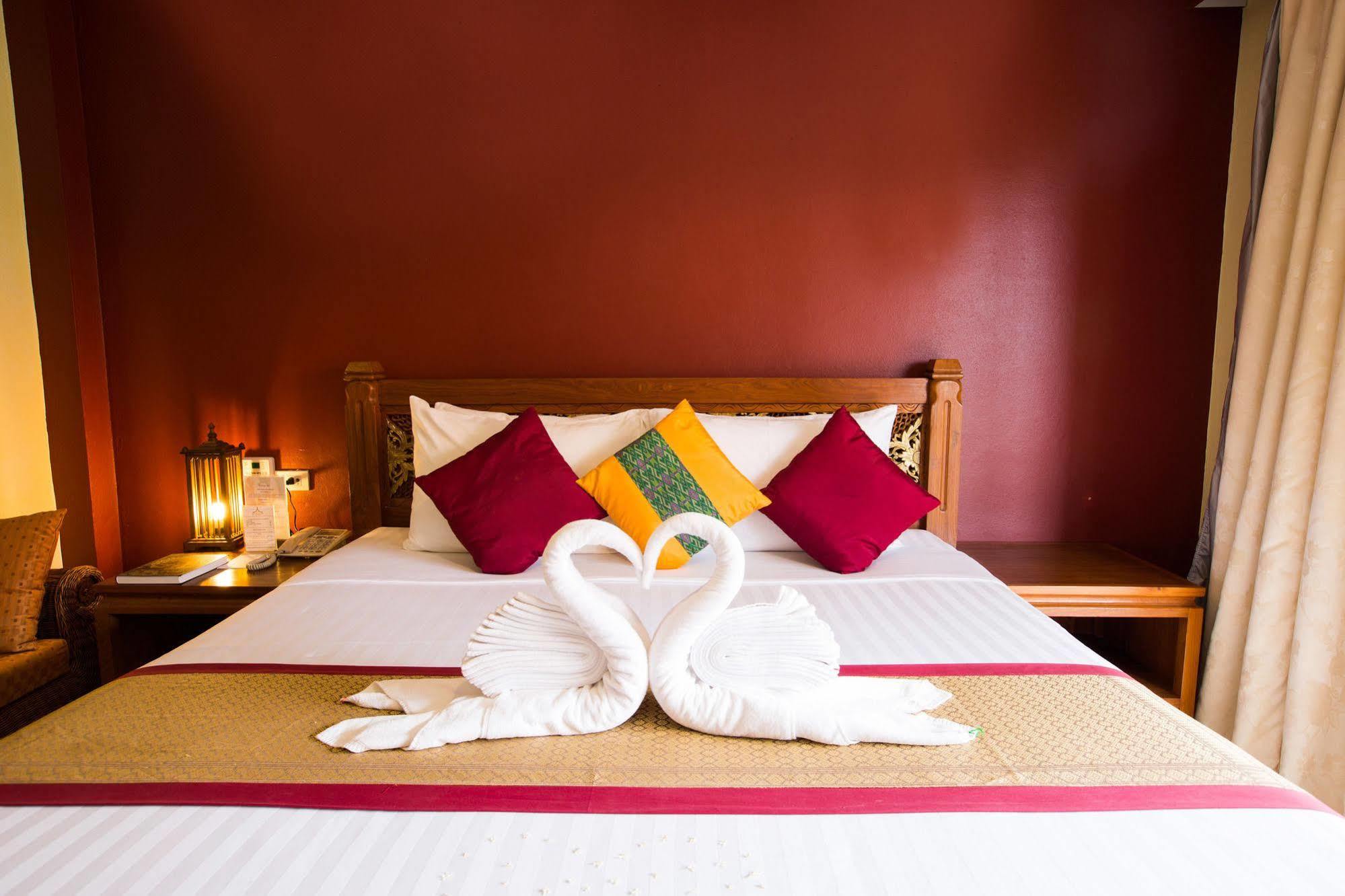 Sunset Club Resort 4*