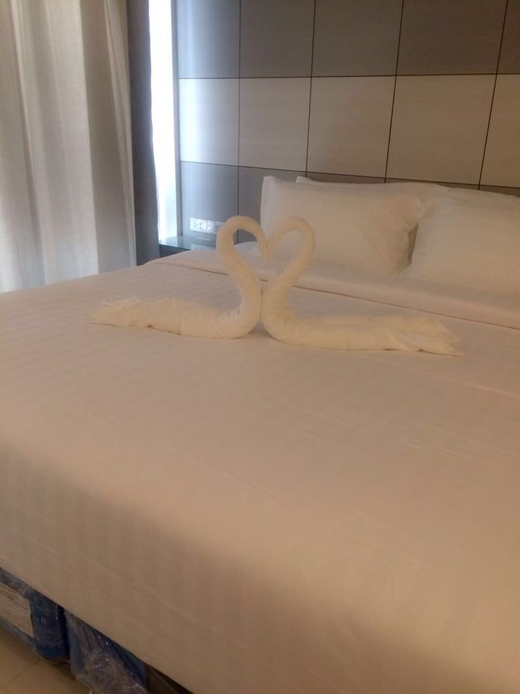 Sunset Club Resort